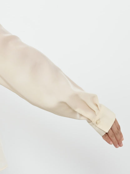 ラッフルカラーデザインブラウス　[通常]