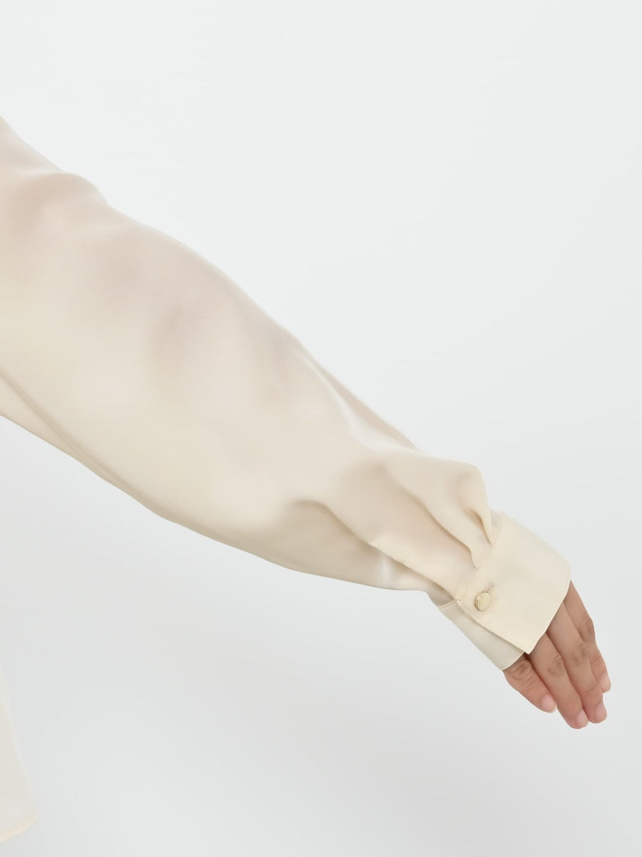 ラッフルカラーデザインブラウス　[通常]