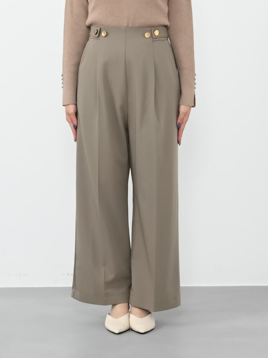 ※こちらが実物のカラーに一番お色味が近くなっております。（グレージュ）<br>149cm | B:77 W:60 H:83 股下:68.5 | regular-XS着用(ヒールの高さ: 3.5cm)