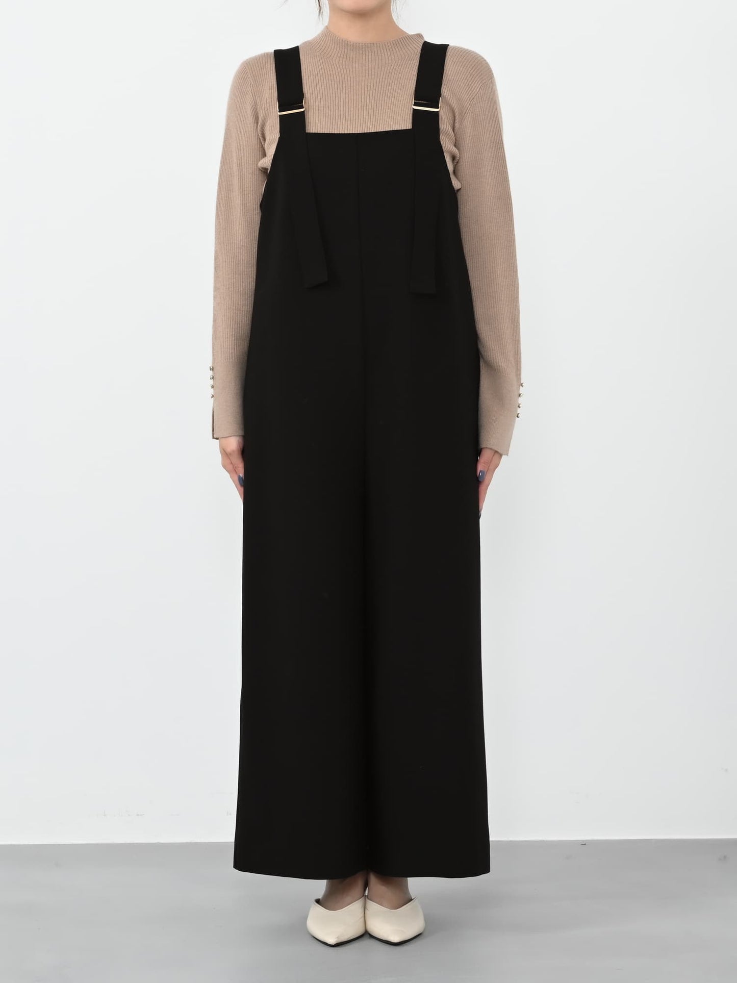 ※こちらが実物のカラーに一番お色味が近くなっております。（ブラック）<br>149cm | B:77 W:60 H:83 股下:68.5 | regular着用