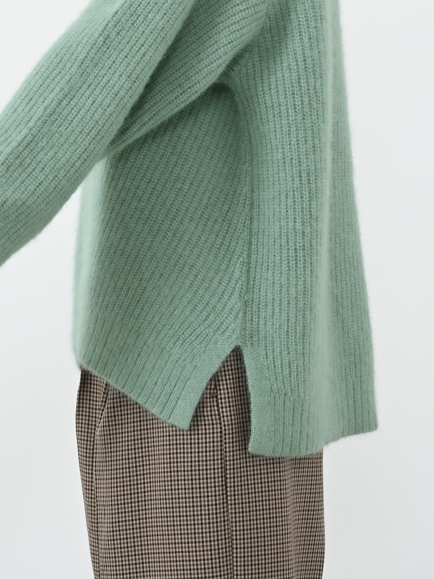 フォックスアンゴラVネックパターン柄ニット　[通常]