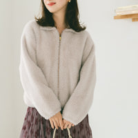 ライトベージュ