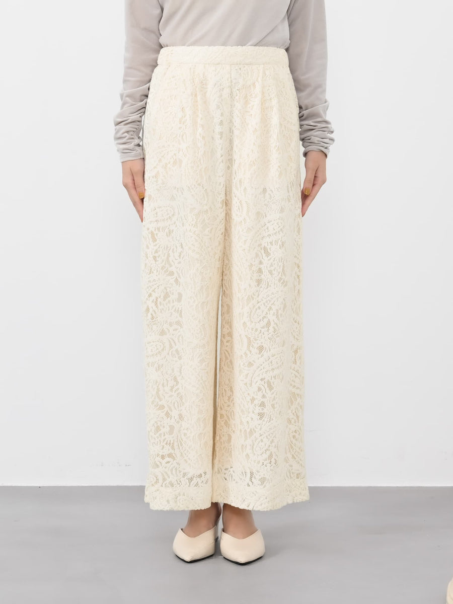 ※こちらが実物のカラーに一番お色味が近くなっております。（アイボリー）<br>150cm | B:78 W:56 H:74 股下:69  | regular着用 (ヒールの高さ: 3.5cm) 