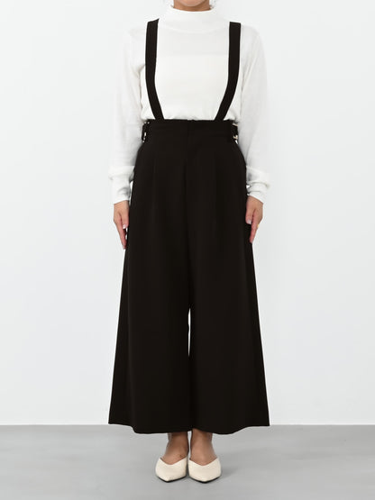 ※こちらが実物のカラーに一番お色味が近くなっております。（ブラック）<br>144cm | B:80 W:64 H:84 股下:62 | short-XS着用 (ヒールの高さ:3.5cm)