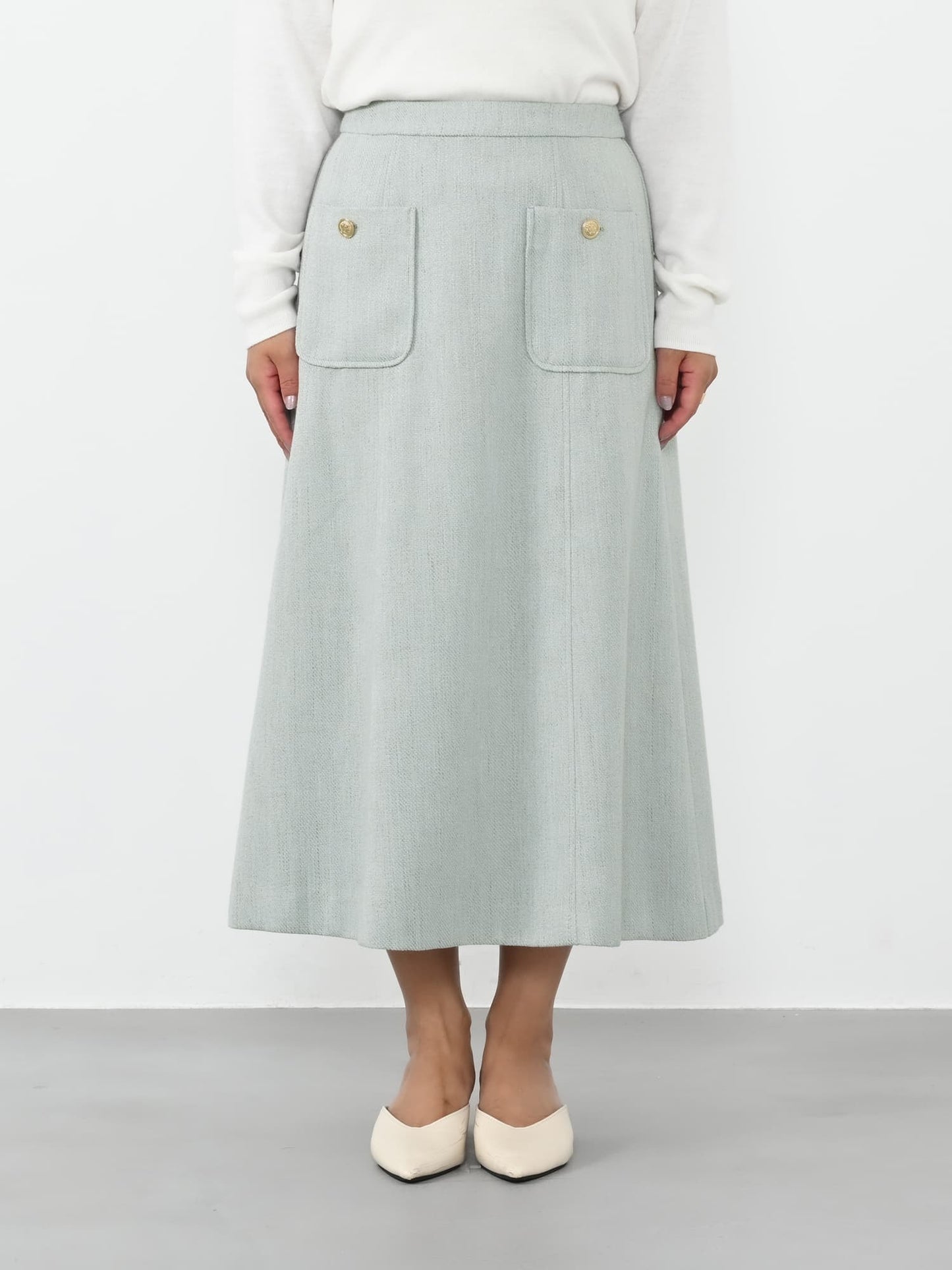 ※こちらが実物のカラーに一番お色味が近くなっております。（ブルー系）<br>144cm | B:80 W:64 H:84 股下:62 | short-XS着用 (ヒールの高さ:3.5cm)