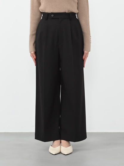 ※こちらが実物のカラーに一番お色味が近くなっております。（ブラック）<br>149cm | B:77 W:60 H:83 股下:68.5 | regluar-XS着用 (ヒールの高さ:3.5cm)