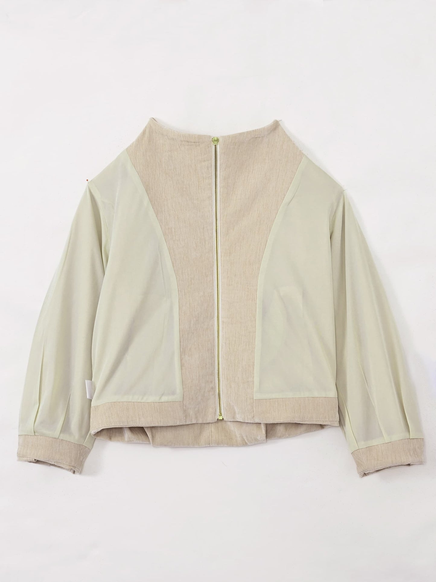 パウダリーベロアブルゾン　[通常]