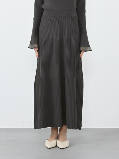 ※こちらが実物のカラーに一番お色味が近くなっております。（チャコール）<br>150cm | B:78 W:56 H:74 股下:69  | regular着用 (ヒールの高さ:3.5cm)