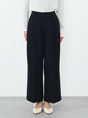 ※こちらが実物のカラーに一番お色味が近くなっております。（ネイビー）<br>152cm | B:75 W:59 H:82 股下:70  | regular-XS着用 (ヒールの高さ:3.5cm)