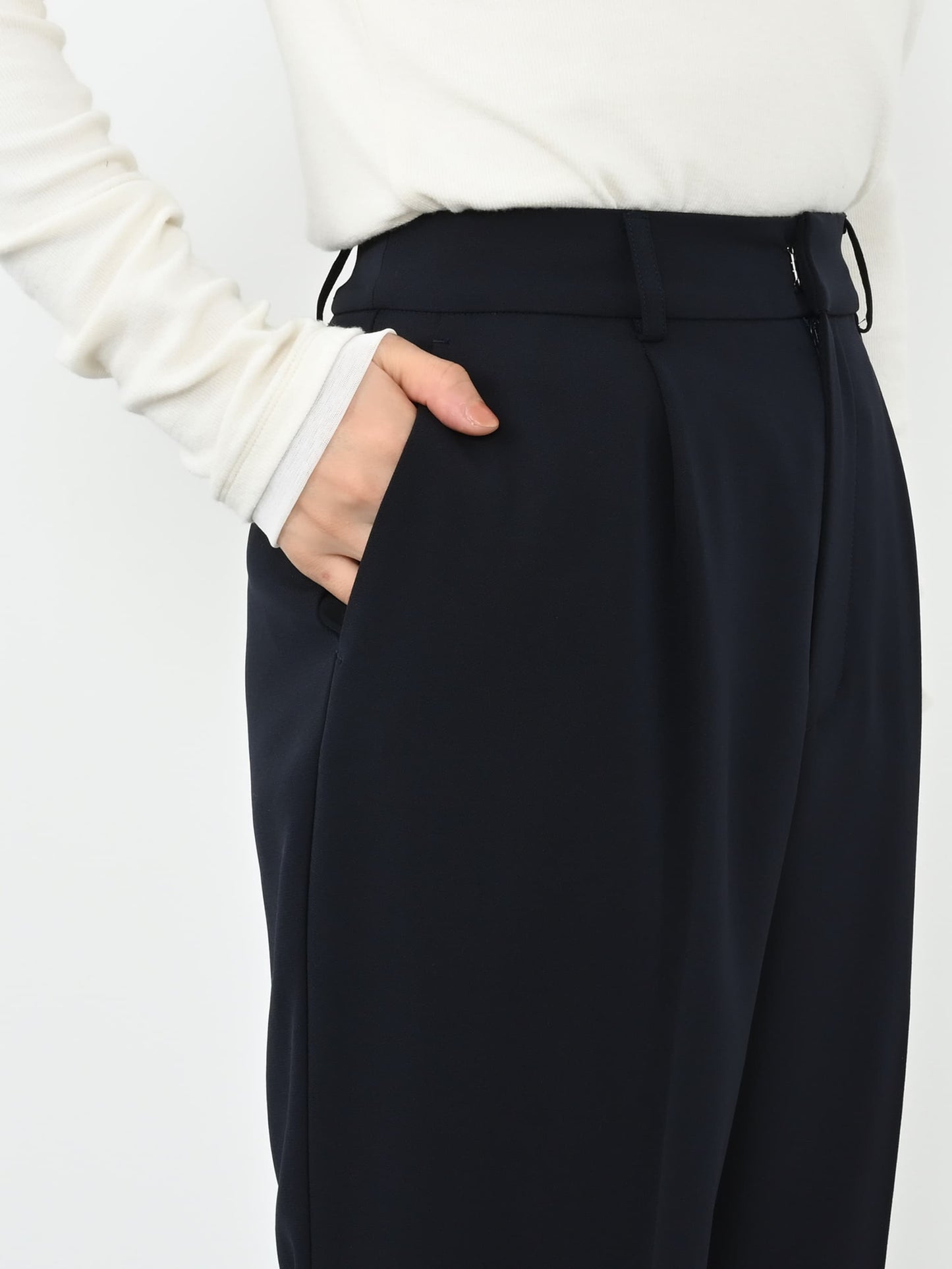 トリアセジョーゼットテーパードパンツ-short & regular　[通常]