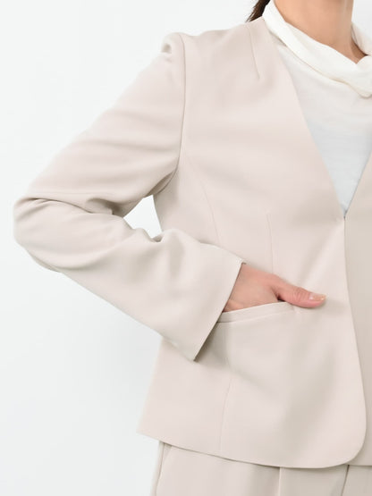 トリアセジョーゼットノーカラージャケット　[通常]