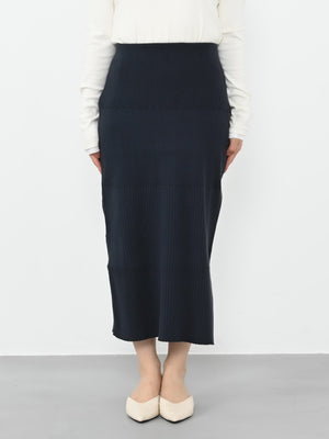 ※こちらが実物のカラーに一番お色味が近くなっております。（ネイビー）<br>143cm | B:73 W:60 H:81 股下:65  | short着用