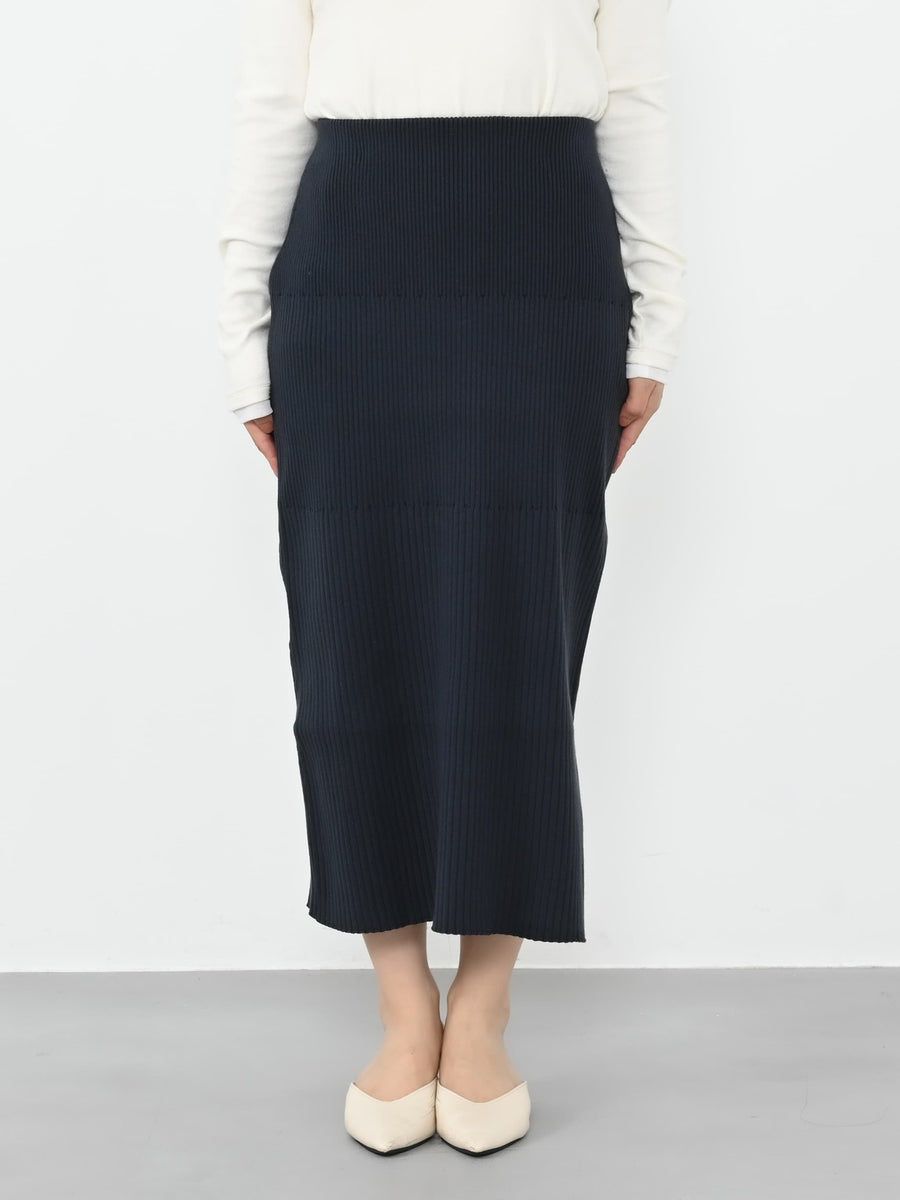 ※こちらが実物のカラーに一番お色味が近くなっております。（ネイビー）<br>143cm | B:73 W:60 H:81 股下:65  | short着用