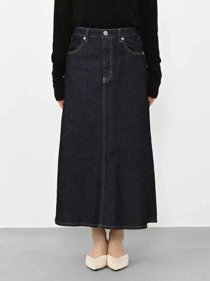 ※こちらが実物のカラーに一番お色味が近くなっております。（インディゴ）<br>143cm | B:73 W:60 H:81 股下:65  | short-XS着用 (ヒールの高さ:3.5cm)