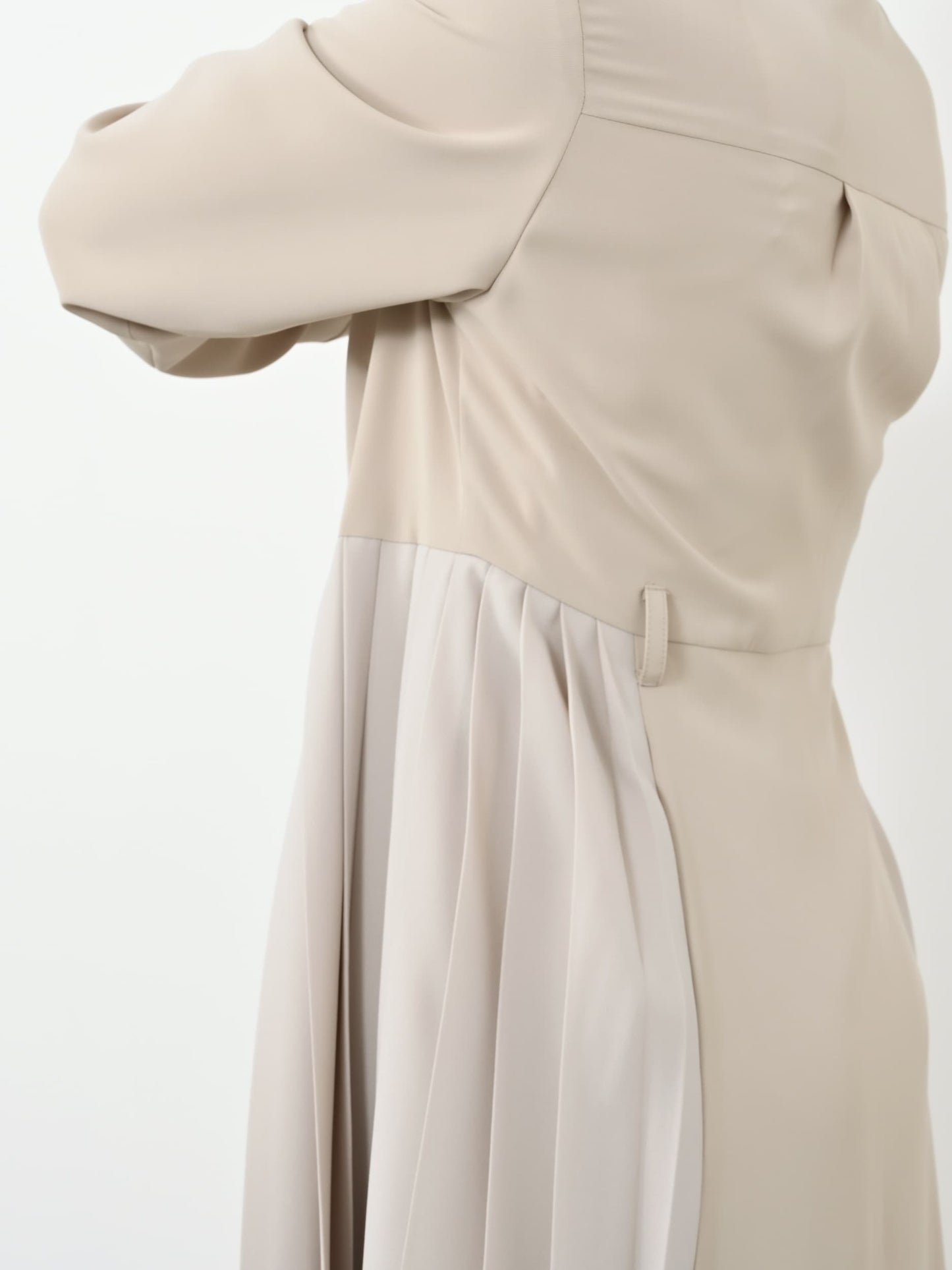 ベルト付きサイドプリーツワンピース-short & regular　[通常]