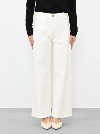 ※こちらが実物のカラーに一番お色味が近くなっております。（オフホワイト）<br>152cm | B:75 W:59 H:82 股下:70  | regular-XS着用(ヒールの高さ: 3.5cm) 