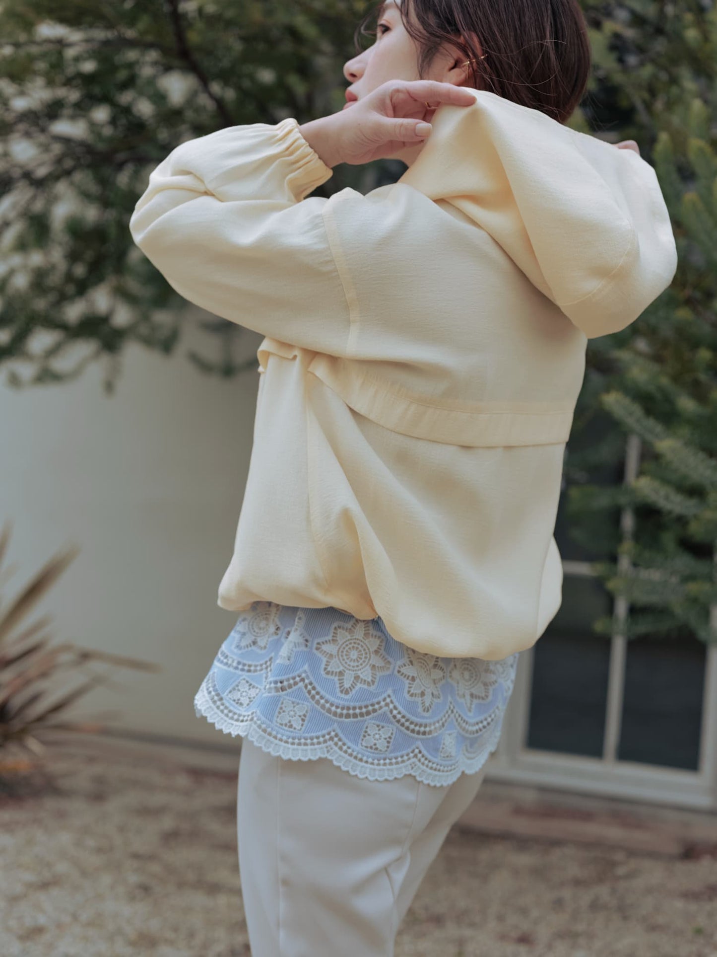 カットワークヘムブラウス　[通常]