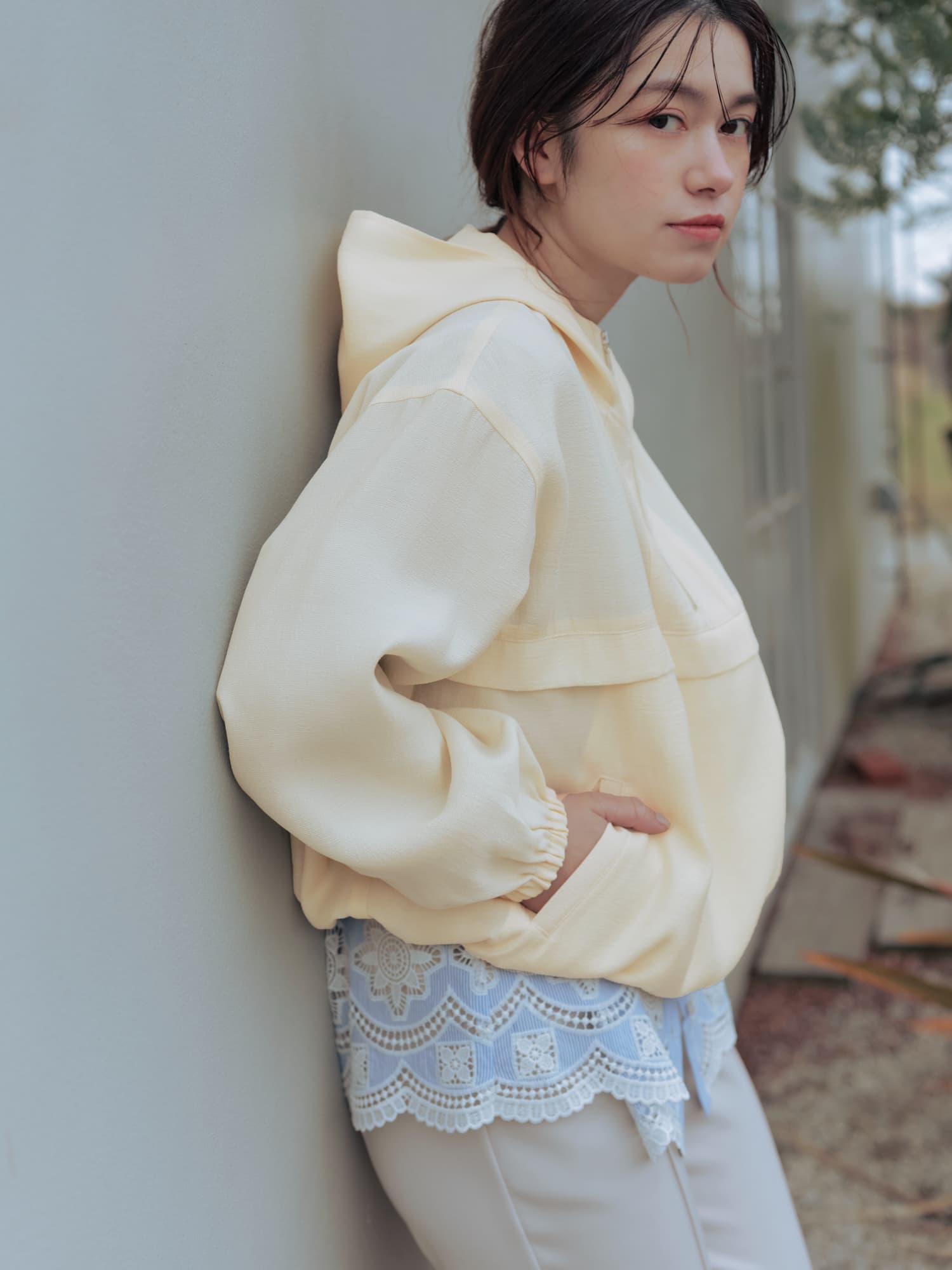 カットワークヘムブラウス | 小柄・低身長女性向けファッション通販