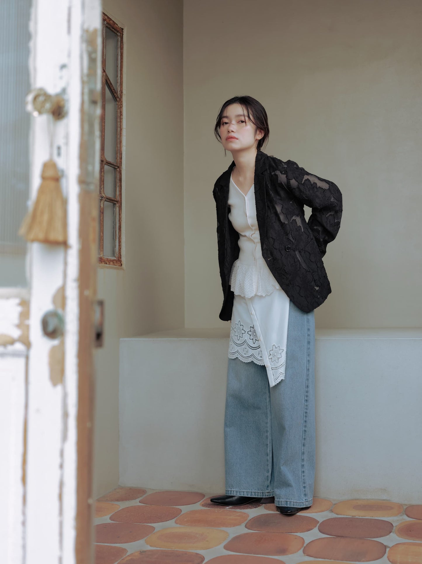 カットワークヘムブラウス　[通常]