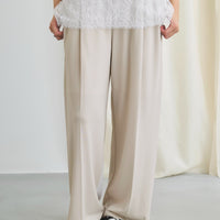 ライトベージュ