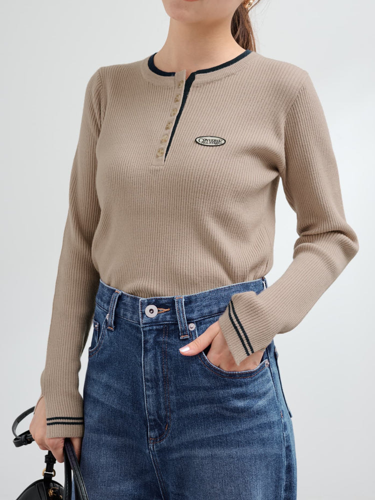Greige × Navy