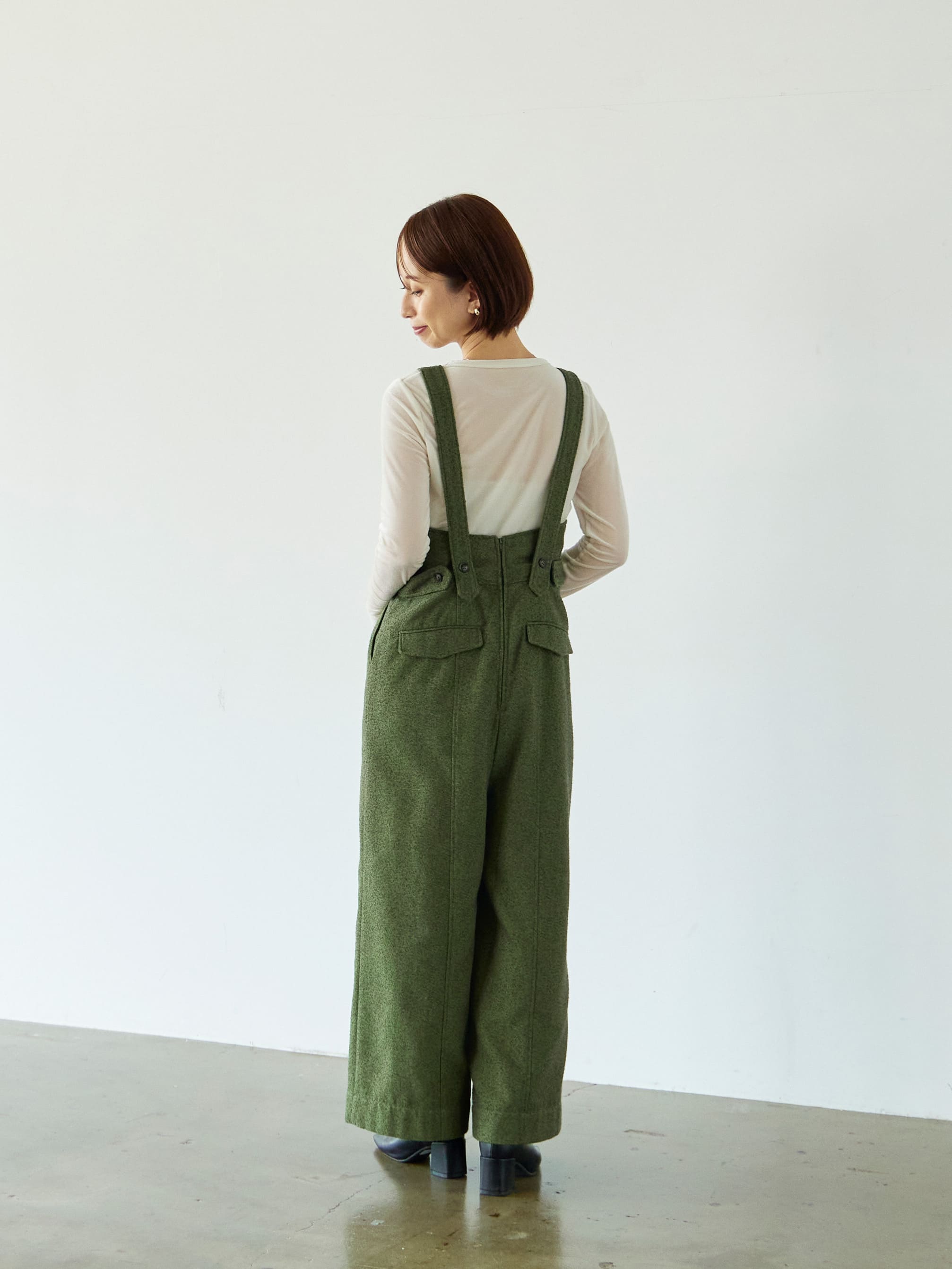サッシュベルト付きVネックサロペット-short & regular | 小柄