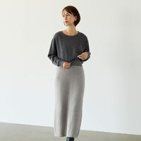 チャコールグレー