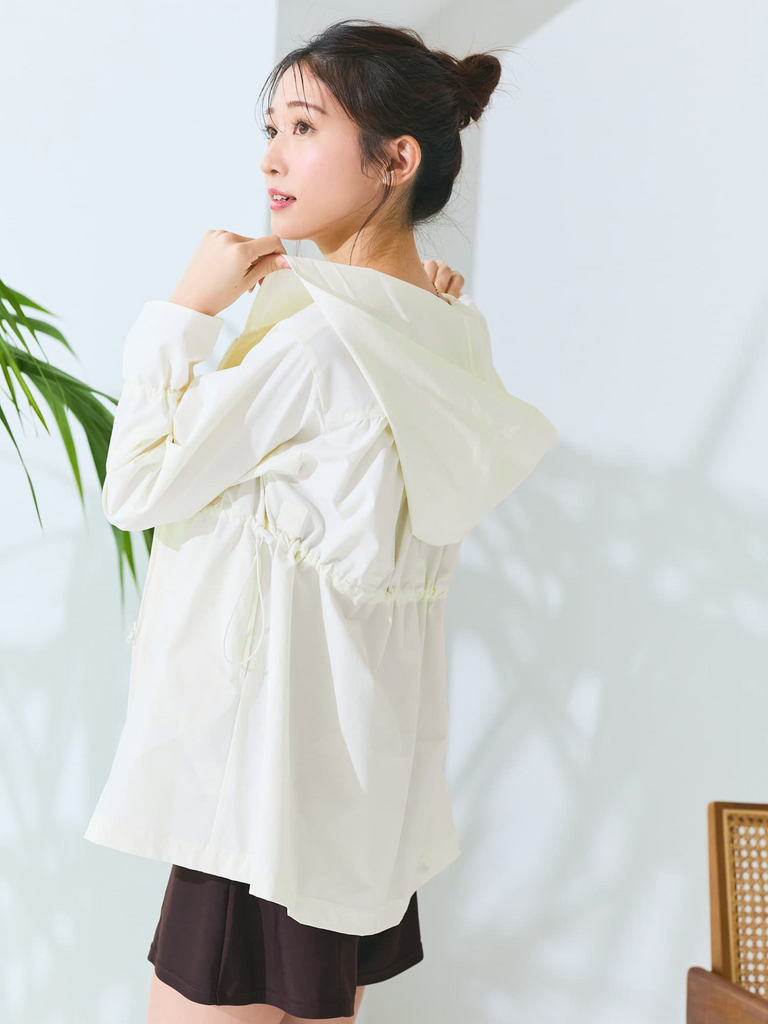 「涼しく、可愛く、私らしく。COHINAの夏支度」COHINA SUMMER STYLE