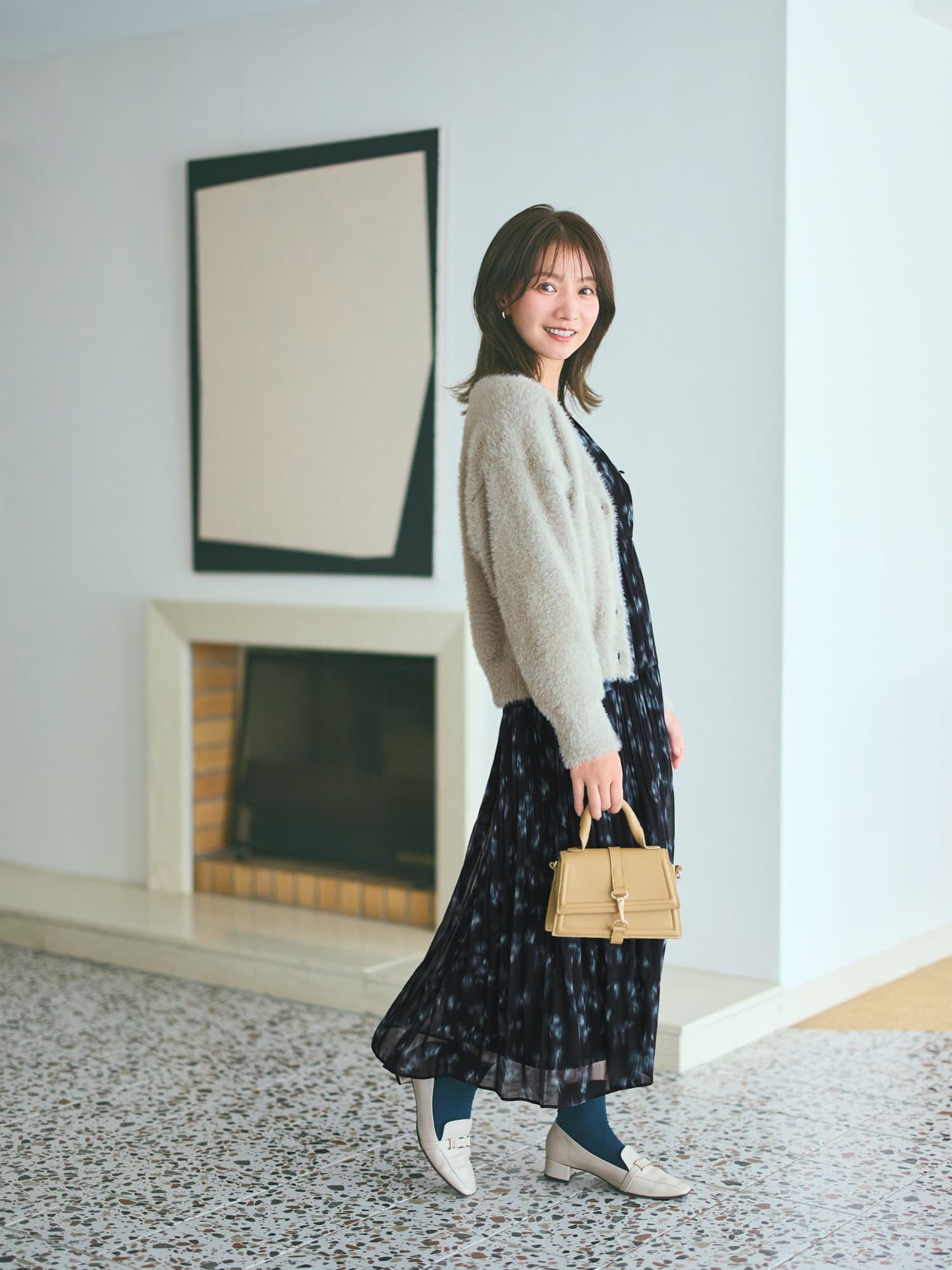 フェザーVネックカーディガン　[通常]