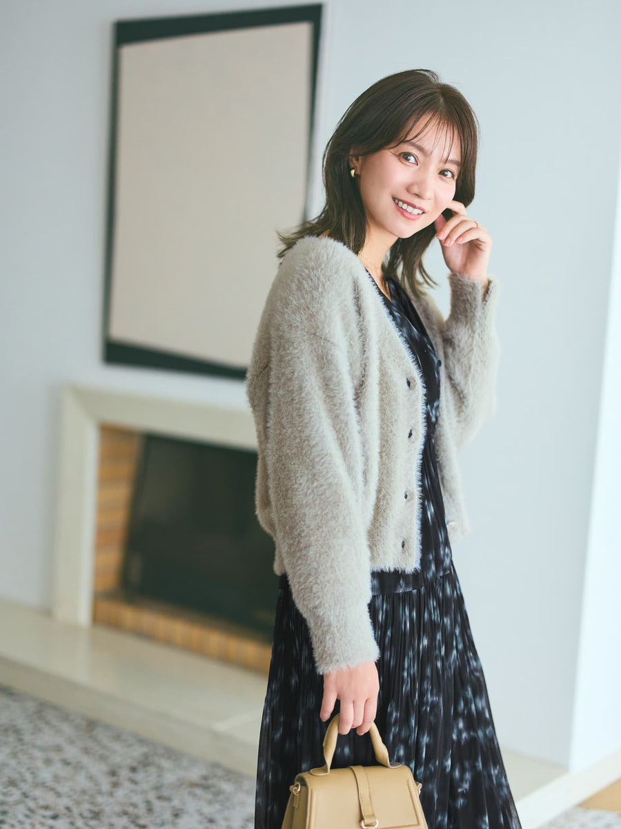 フェザーVネックカーディガン　[通常]