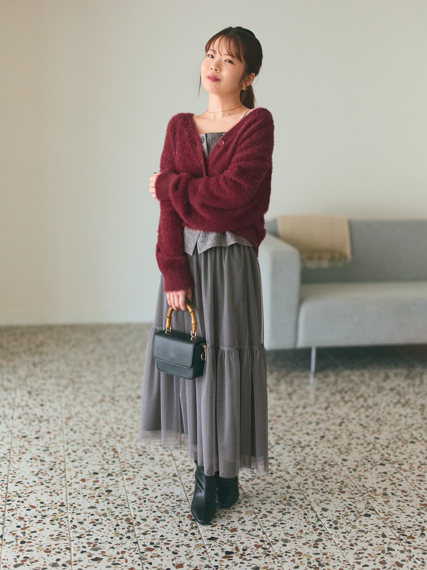 フェザーVネックカーディガン　[通常]