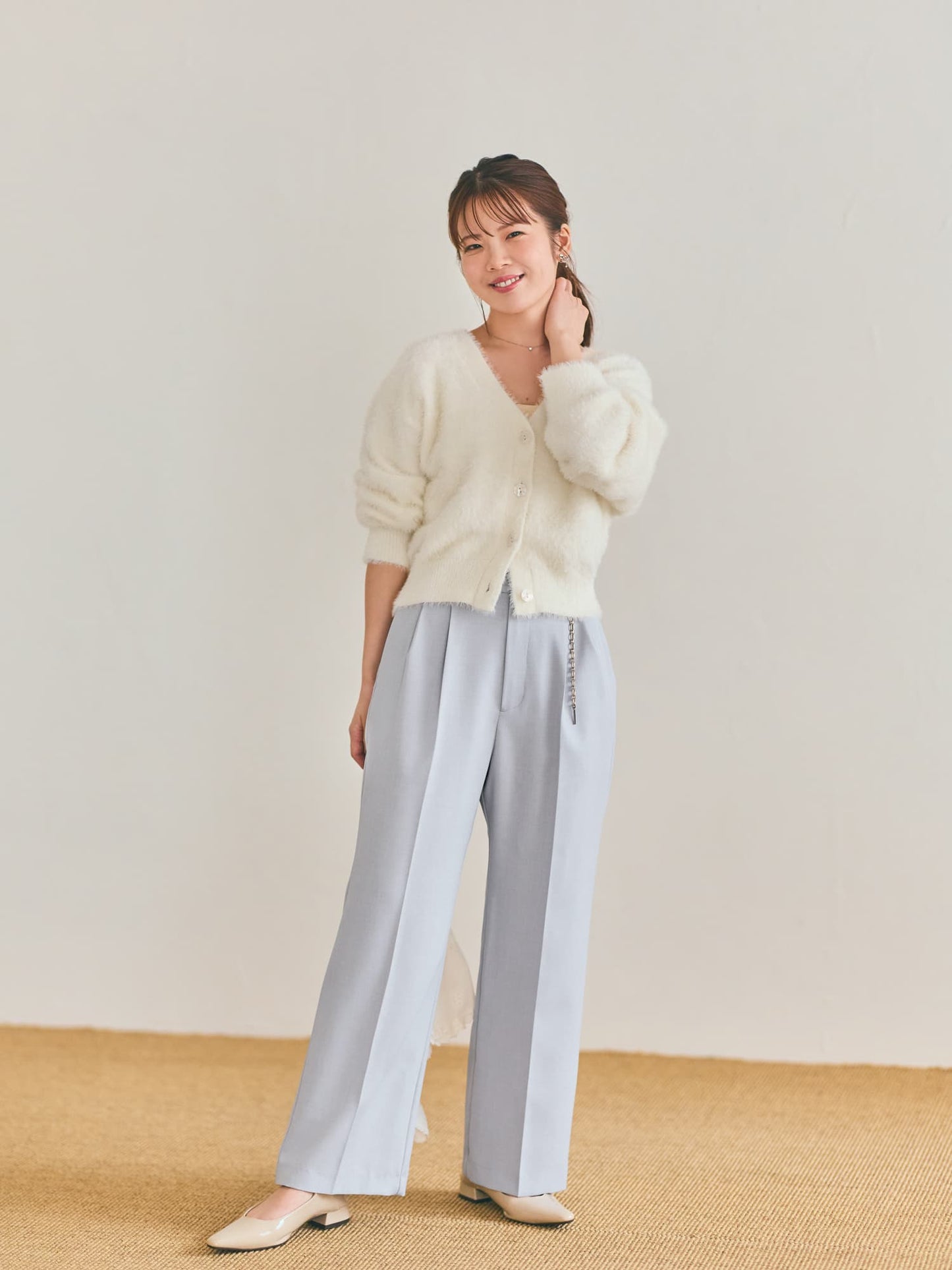 フェザーVネックカーディガン　[通常]