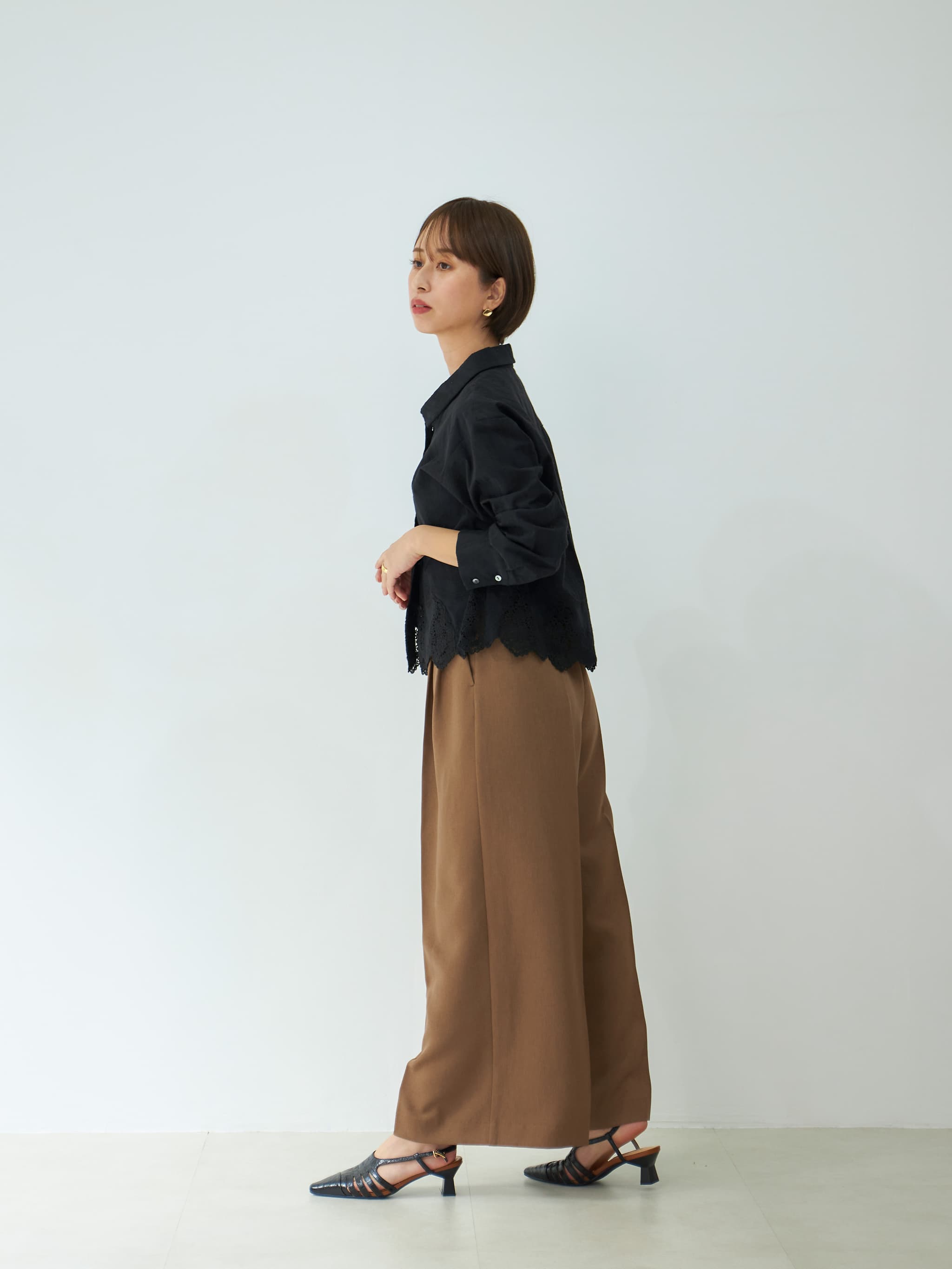 エンブロイダリースカラップシャツ | 小柄・低身長女性向け