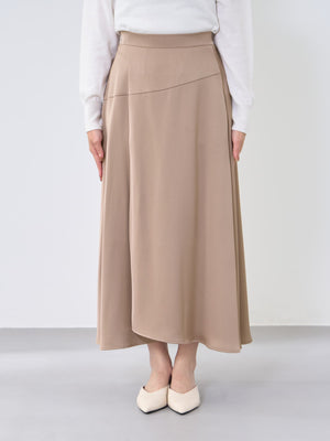 ※こちらが実物のカラーに一番お色味が近くなっております。（グレージュ）<br>149cm | B:77 W:60 H:83 股下:68.5 | regular-XS着用 (ヒールの高さ:3.5cm)