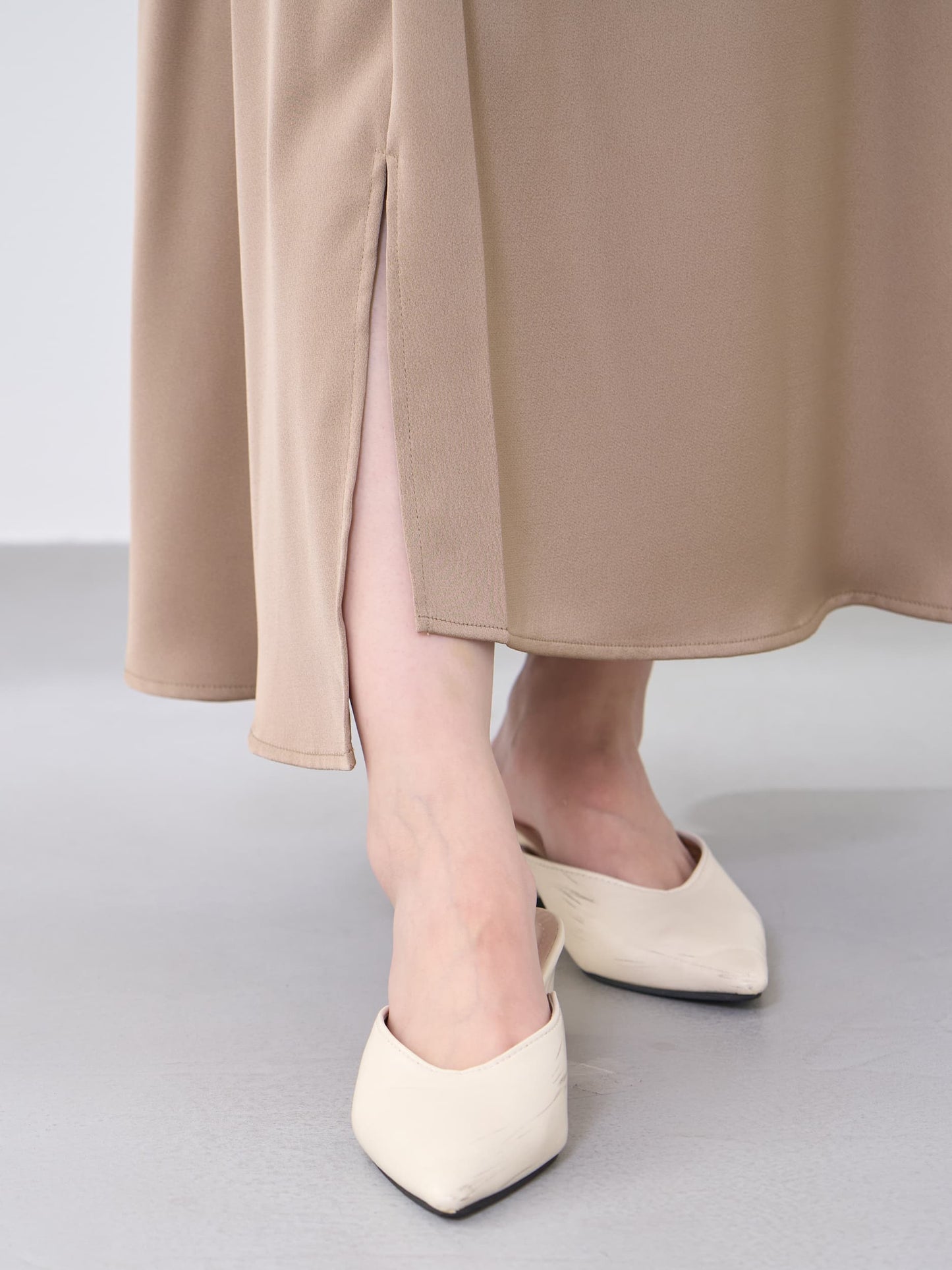 アシメラインサテンフレアスカート-short & regular　[通常]