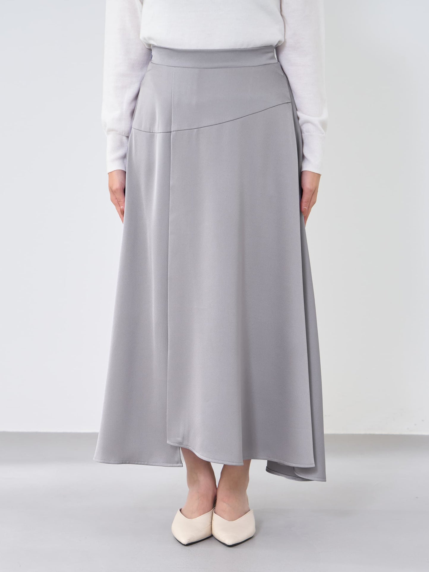 ※こちらが実物のカラーに一番お色味が近くなっております。（ブルーグレー）<br>149cm | B:77 W:60 H:83 股下:68.5 | regular-XS着用 (ヒールの高さ:3.5cm)