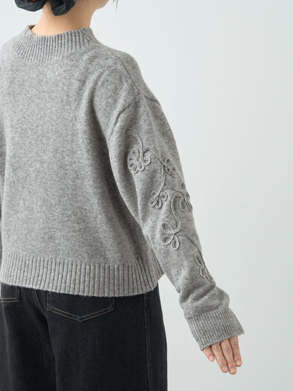 コードエンブロイダリーボトルネックニット　[通常]