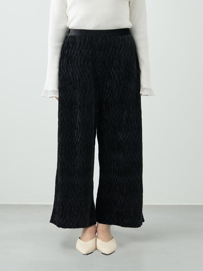 ※こちらが実物のカラーに一番お色味が近くなっております。（ブラック）<br>143cm | B:73 W:60 H:81 股下:65  | short着用 (ヒールの高さ:3.5cm)