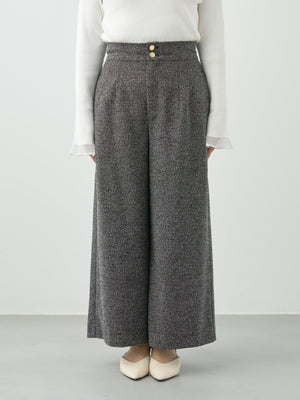 ※こちらが実物のカラーに一番お色味が近くなっております。（ブラックミックス）<br>143cm | B:73 W:60 H:81 股下:65  | short-XS着用 (ヒールの高さ: 3.5cm)