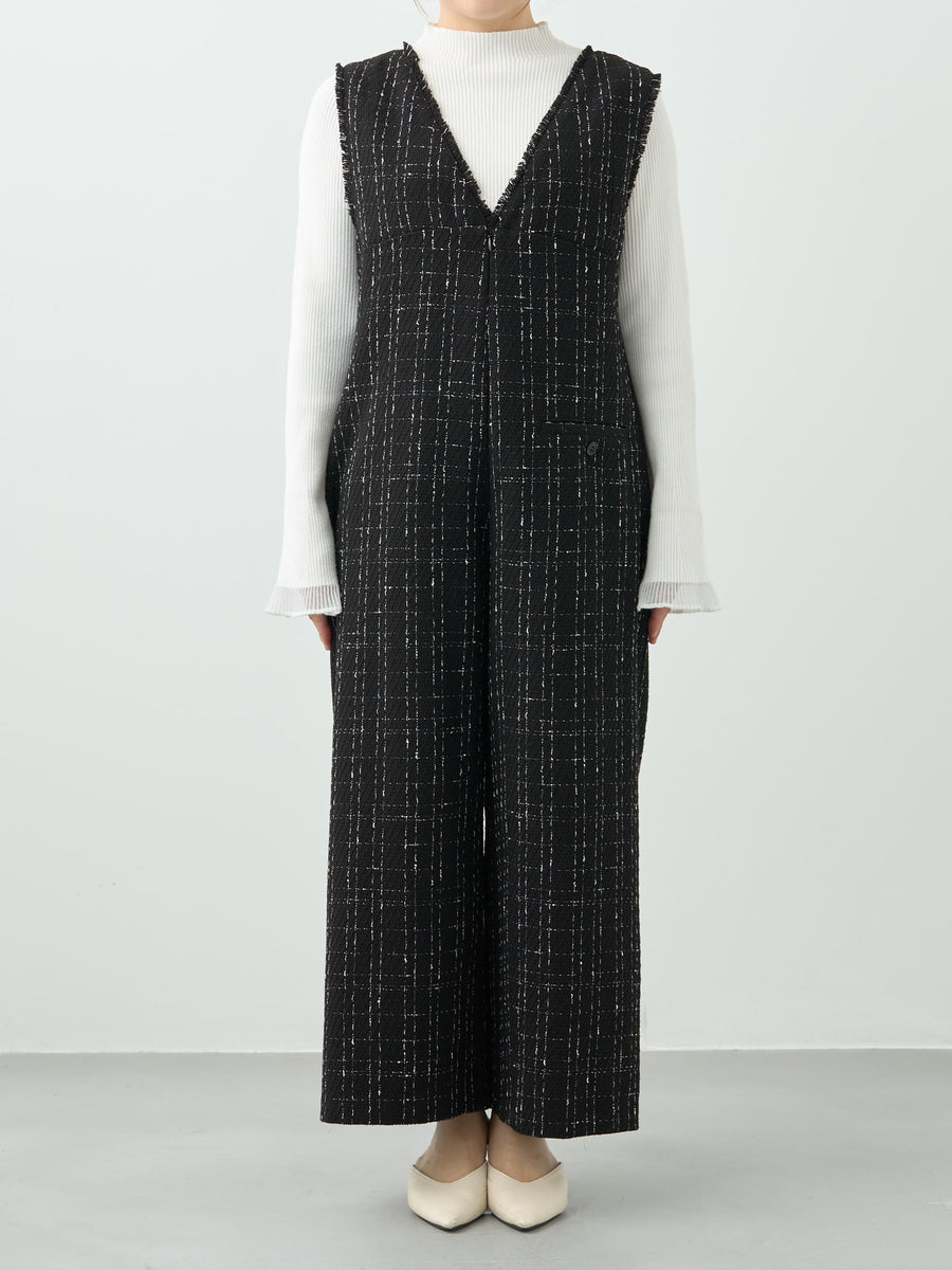 ※こちらが実物のカラーに一番お色味が近くなっております。（ブラック）<br>143cm | B:73 W:60 H:81 股下:65  | short着用 (ヒールの高さ: 3.5cm) 