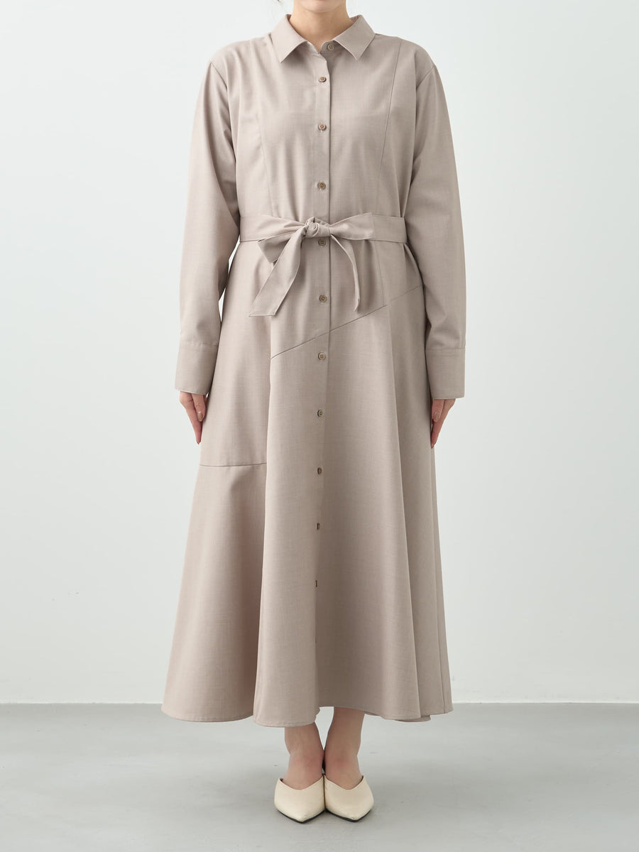 ※こちらが実物のカラーに一番お色味が近くなっております。（グレージュ）<br>149cm | B:77 W:60 H:83 股下:68.5 | regular着用 (ヒールの高さ:3.5cm)