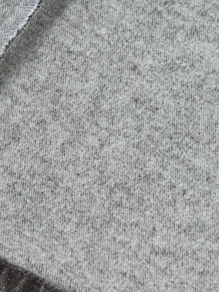 ※こちらは生地裏側の画像でございます。