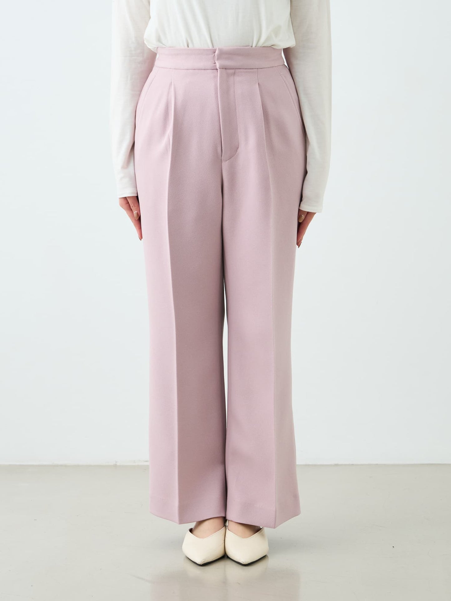 ※こちらが実物のカラーに一番お色味が近くなっております。（ピンク）<br>149cm | B:77 W:60 H:83 股下:68.5 | regular-XS着用 (ヒールの高さ: 3.5cm) 