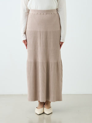 ※こちらが実物のカラーに一番お色味が近くなっております。（グレージュ）<br>149cm | B:77 W:60 H:83 股下:68.5 | regular着用