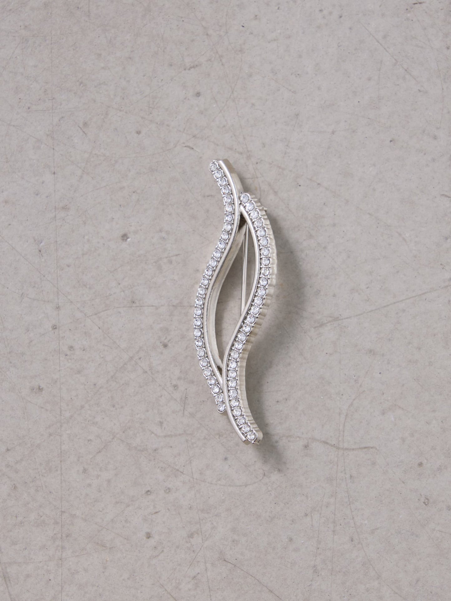 ※こちらが実物のカラーに一番お色味が近くなっております。（シルバー）<br>