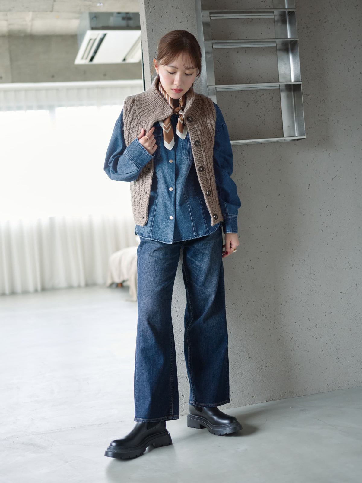 150cm | B:78 W:56 H:74 股下:69 |  regular-XS着用