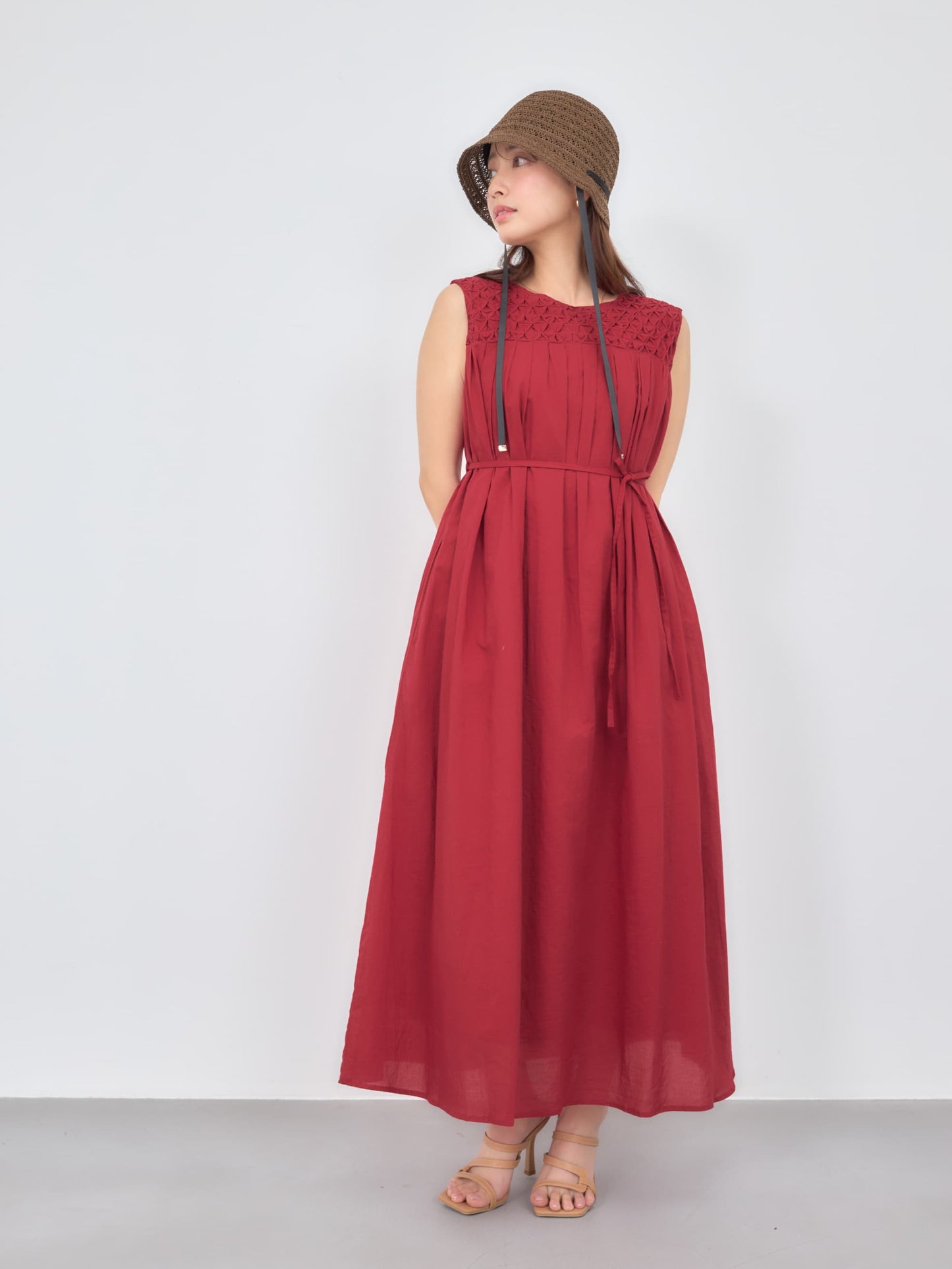 149cm | B:77 W:60 H:83 股下:68.5 | regular着用