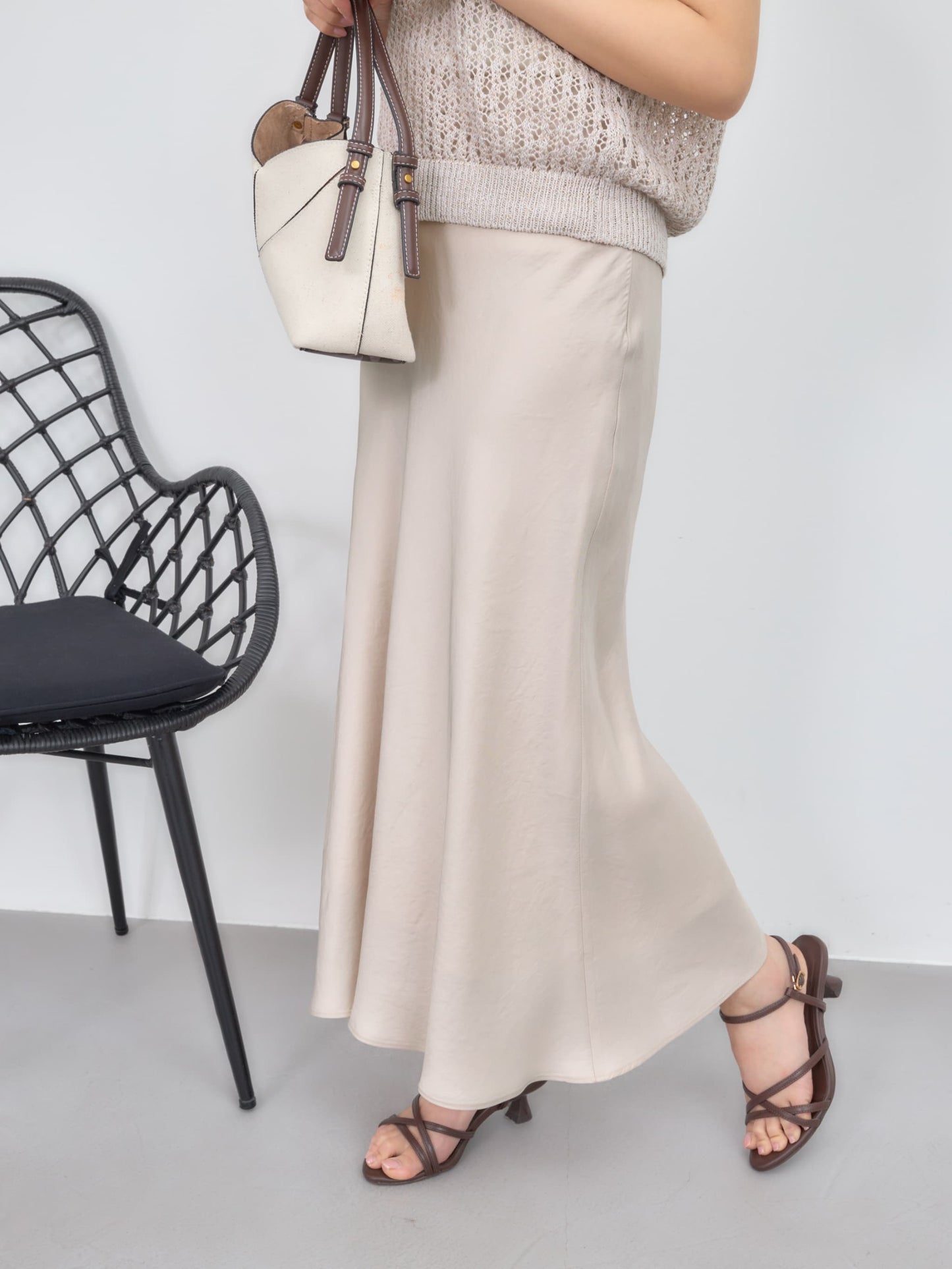 149cm | B:77 W:60 H:83 股下:68.5 | regular-XS着用