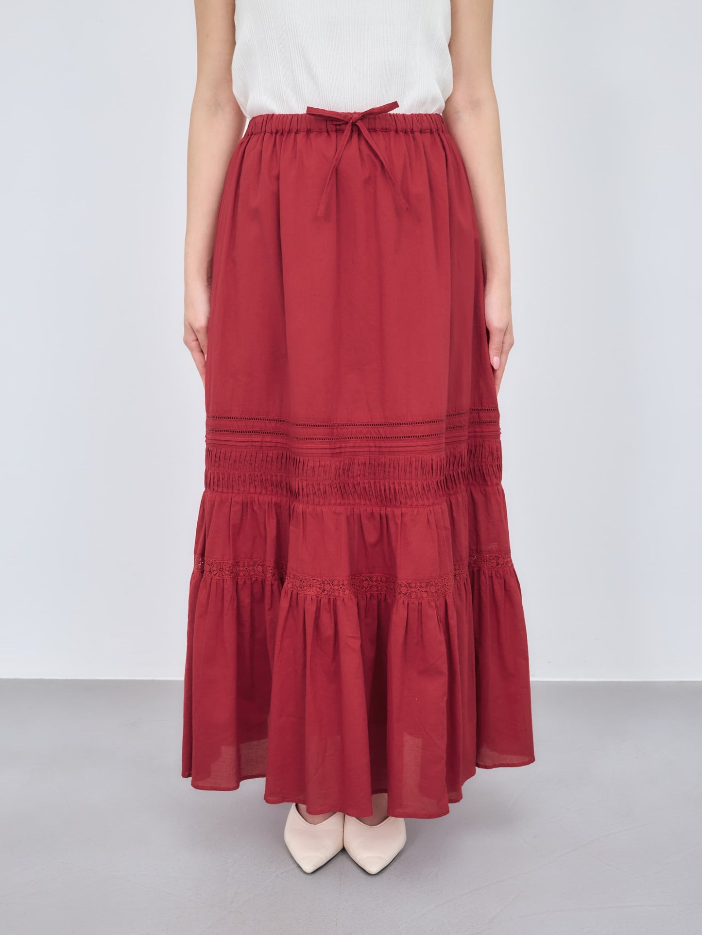 ※こちらが実物のカラーに一番お色味が近くなっております。（レッド）<br>149cm | B:77 W:60 H:83 股下:68.5 | regular着用 (ヒールの高さ:3.5cm)