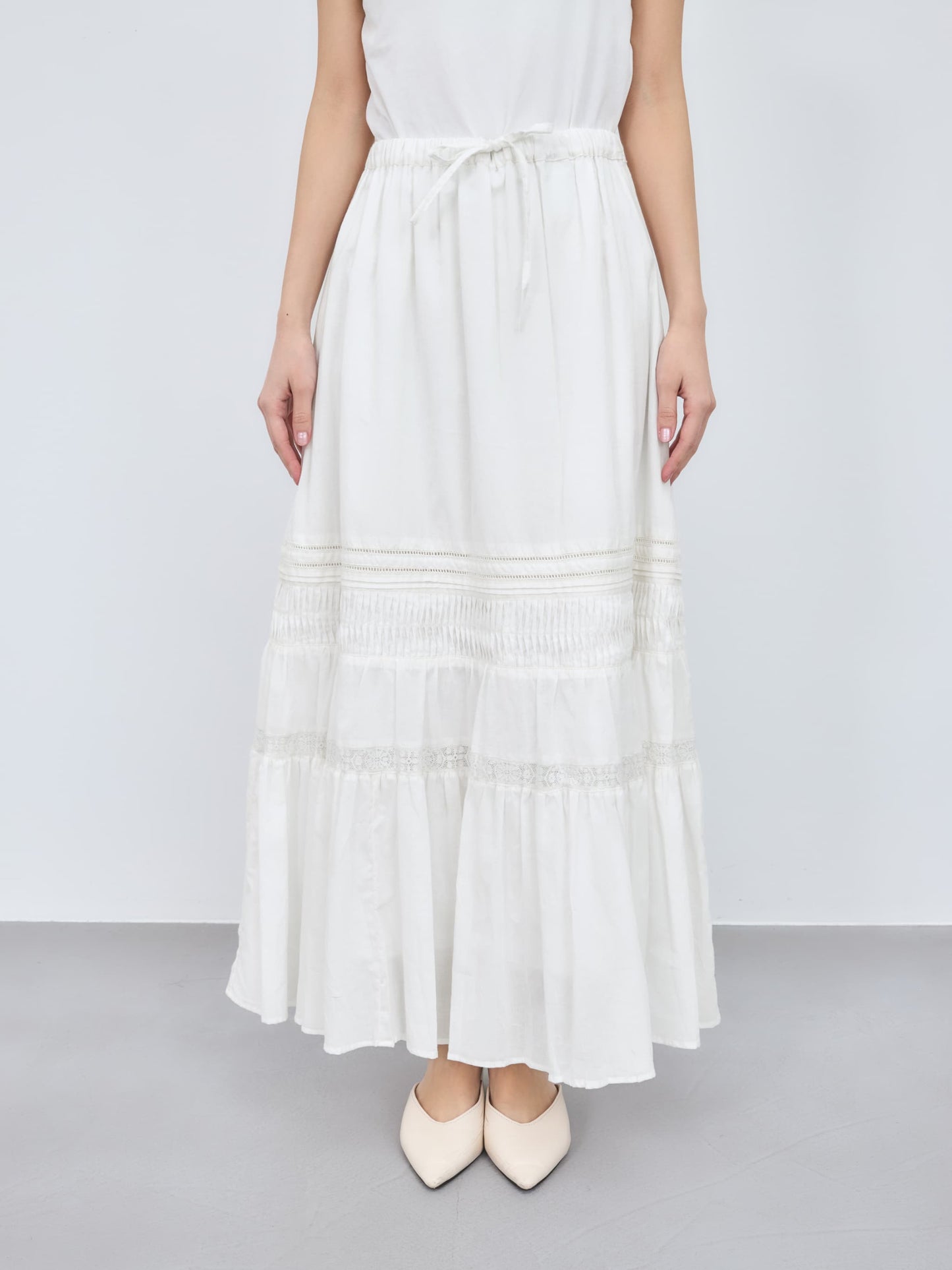 ※こちらが実物のカラーに一番お色味が近くなっております。（オフホワイト）<br>150cm | B:78 W:56 H:74 股下:69  | regular着用